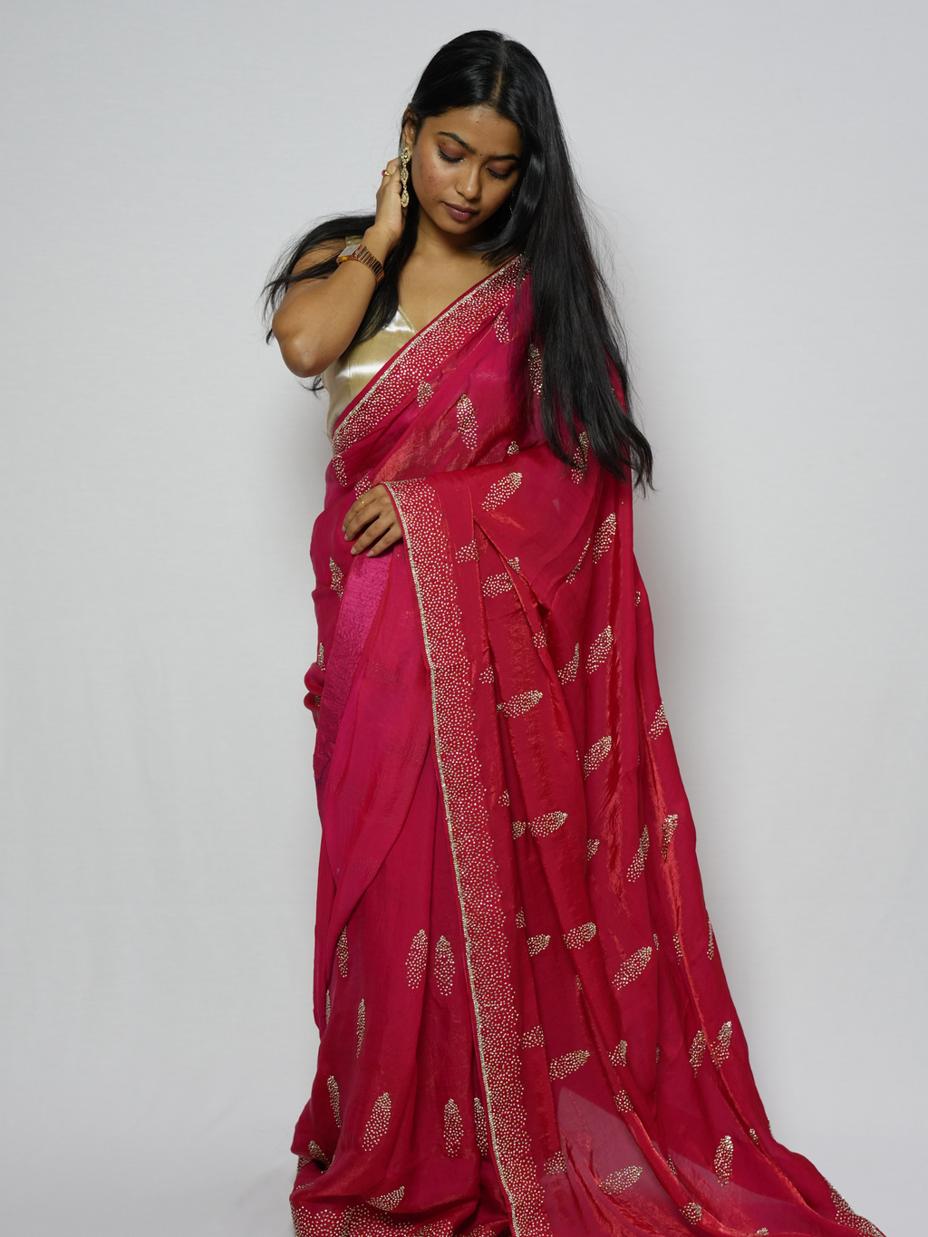 Aaradhya Rani Stone-Work Saree